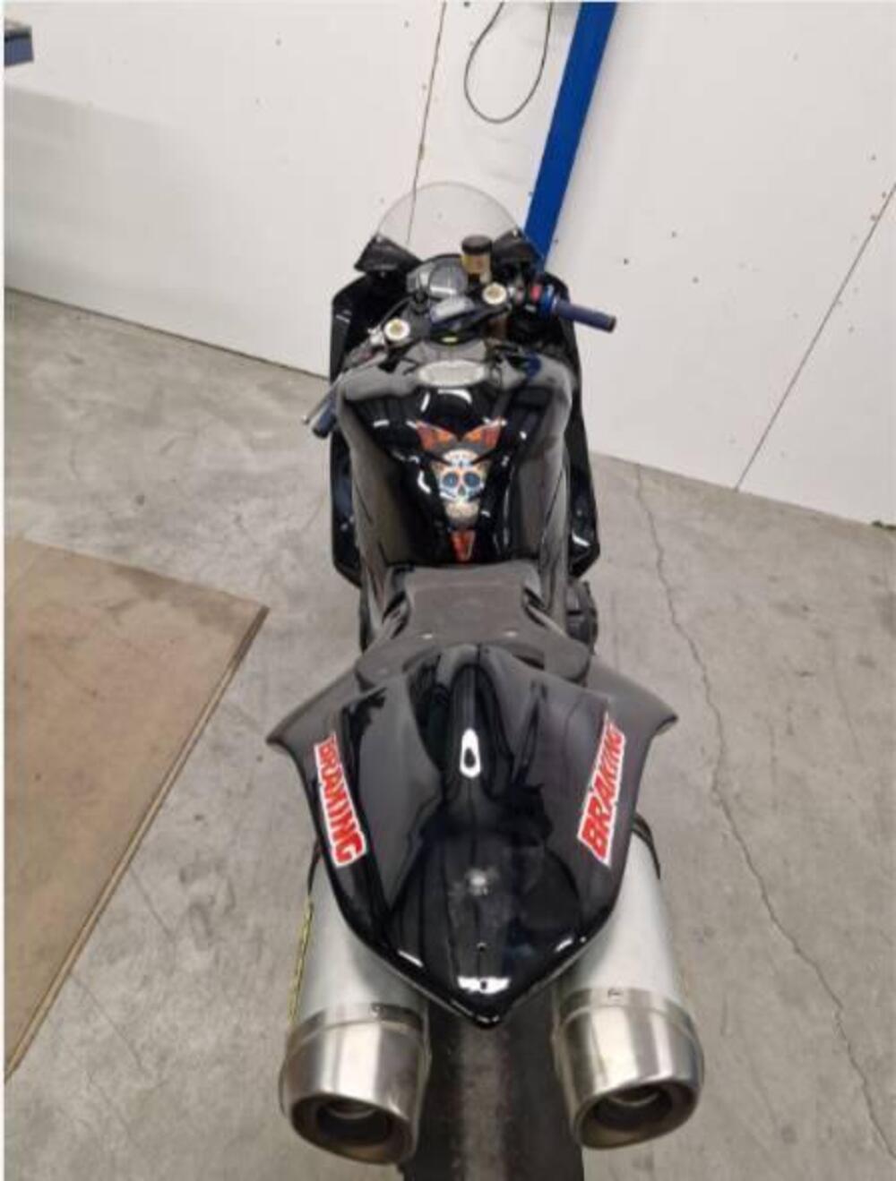 Yamaha YZF R1 (2007 - 08) (2)