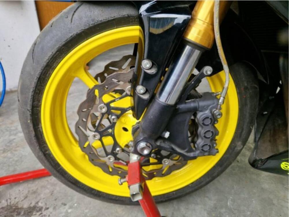 Yamaha YZF R1 (2007 - 08) (10)