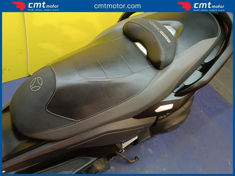 Yamaha X-Max 400 Momodesign ABS (2014 - 16) (8)