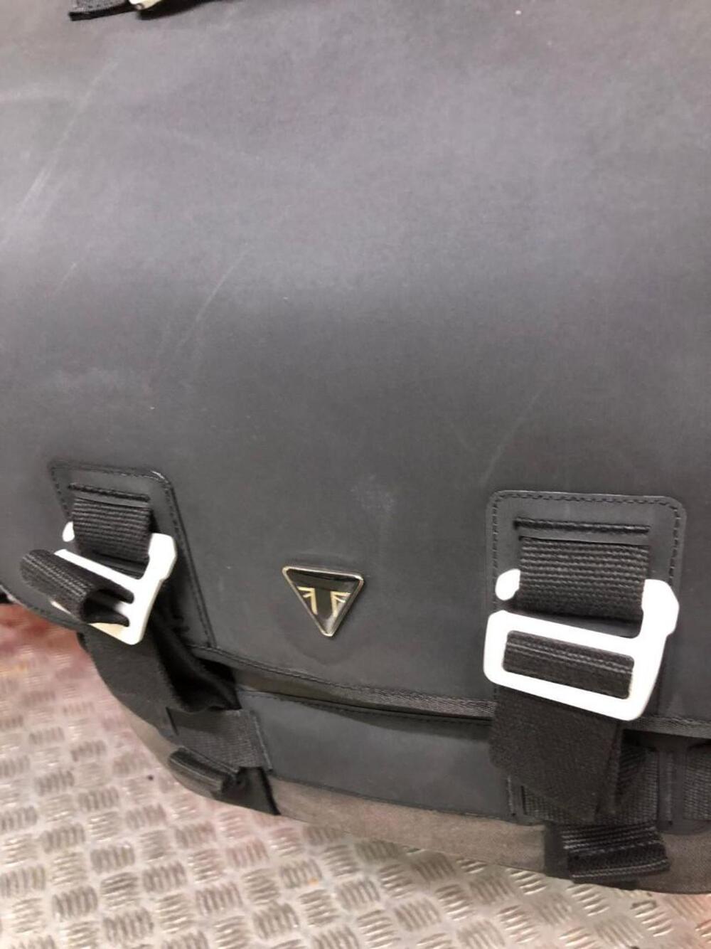 Triumph Scrambler 1200 XC (2021 - 23) (5)