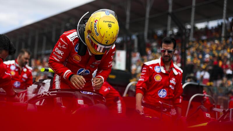 "Non quello che volevo, pochi giri e prendevo Leclerc!": Hamilton risorge in Australia e sogna il podio Ferrari