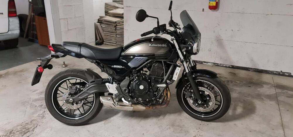 Kawasaki Z 650 RS (2022 - 24) (4)