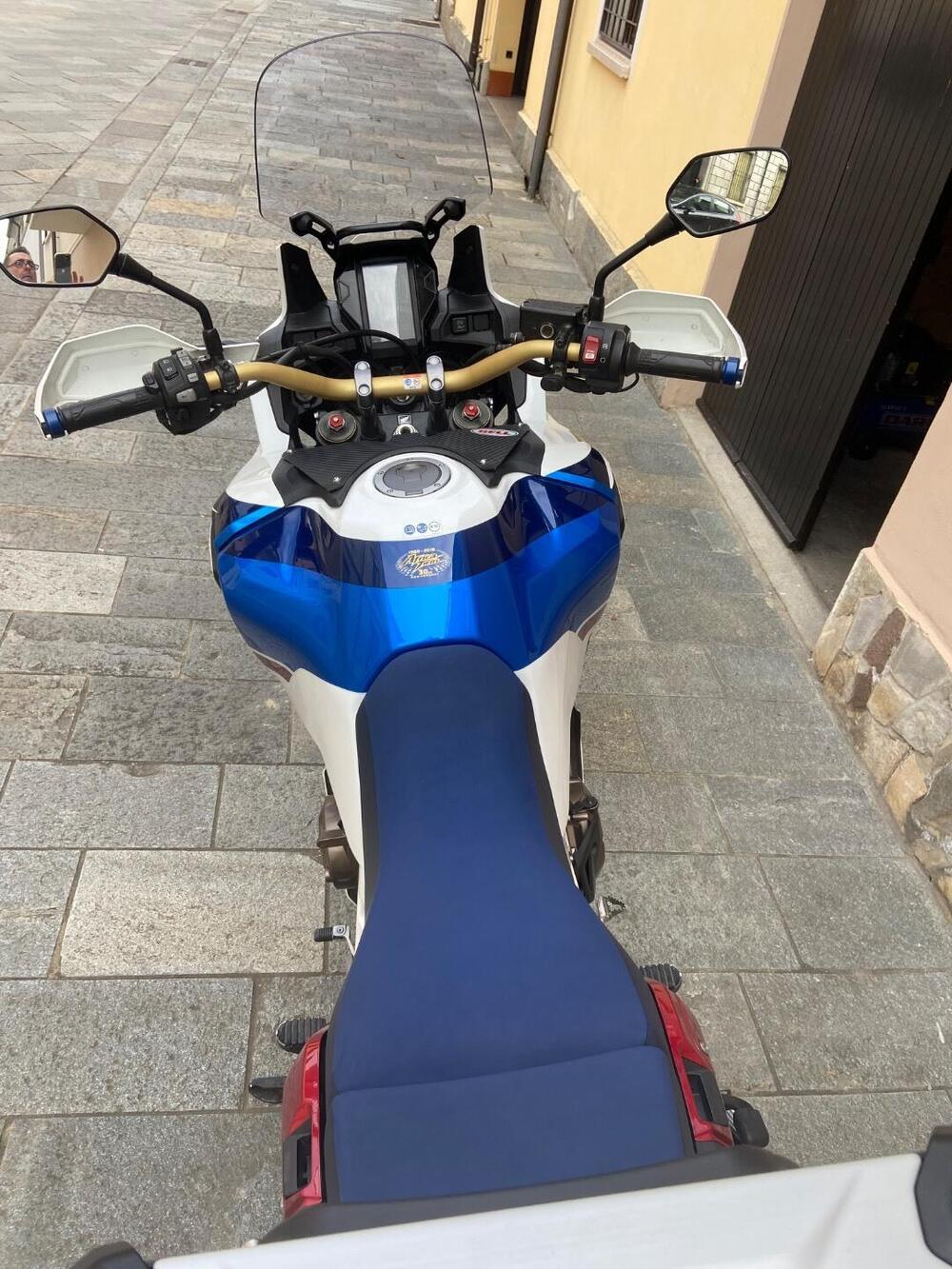 Honda Africa Twin CRF 1000L Adventure Sports (2018 - 19) (2)