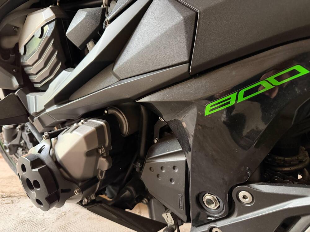 Kawasaki Z 800 e ABS (2012 - 16) (11)