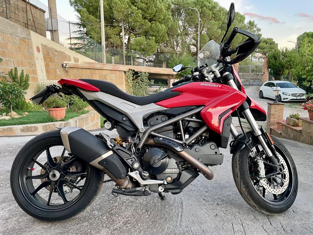 Ducati Hyperstrada 821 (2013 - 15) (3)