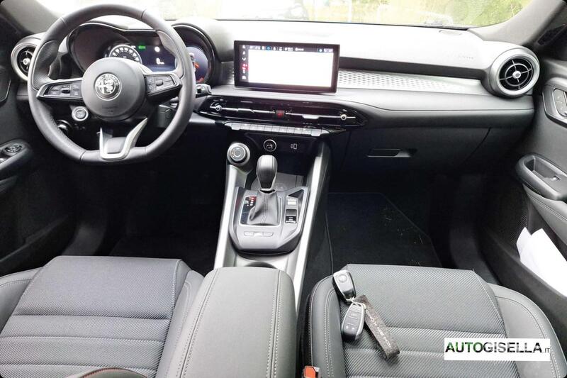 Alfa Romeo Tonale usata a Milano (5)