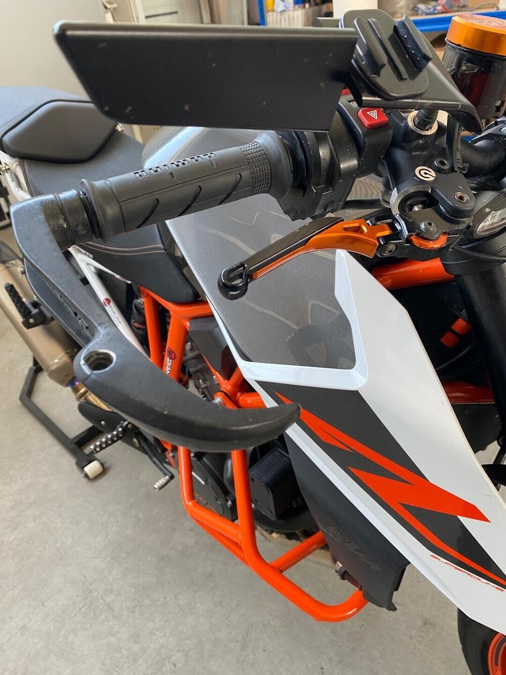 KTM 1290 Super Duke R ABS (2017 - 18) (6)
