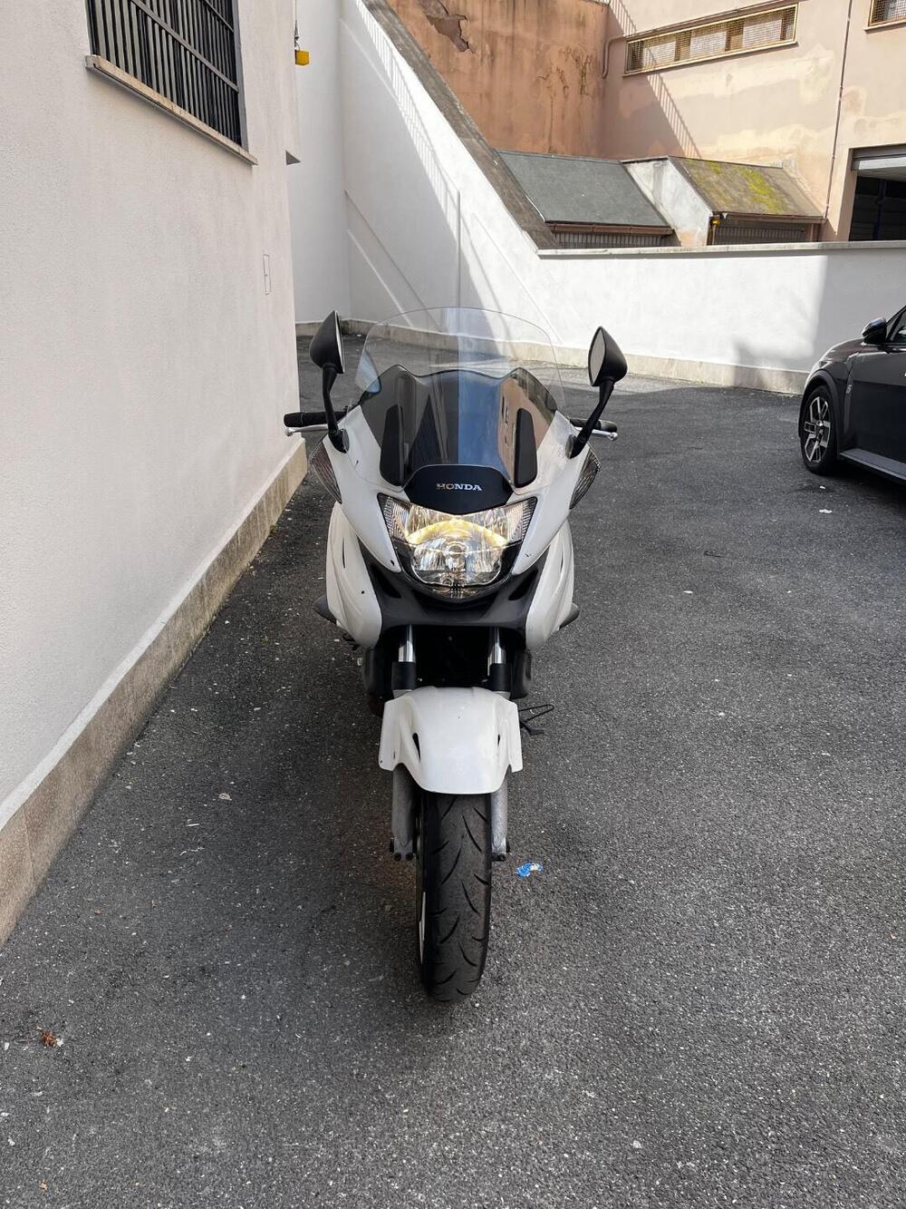 Honda Deauville 700 ABS (3)