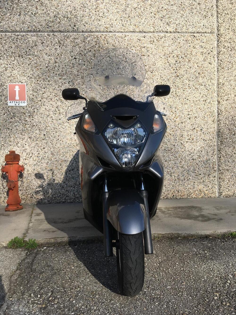 Honda Silver Wing 400 (2006 - 09) (6)