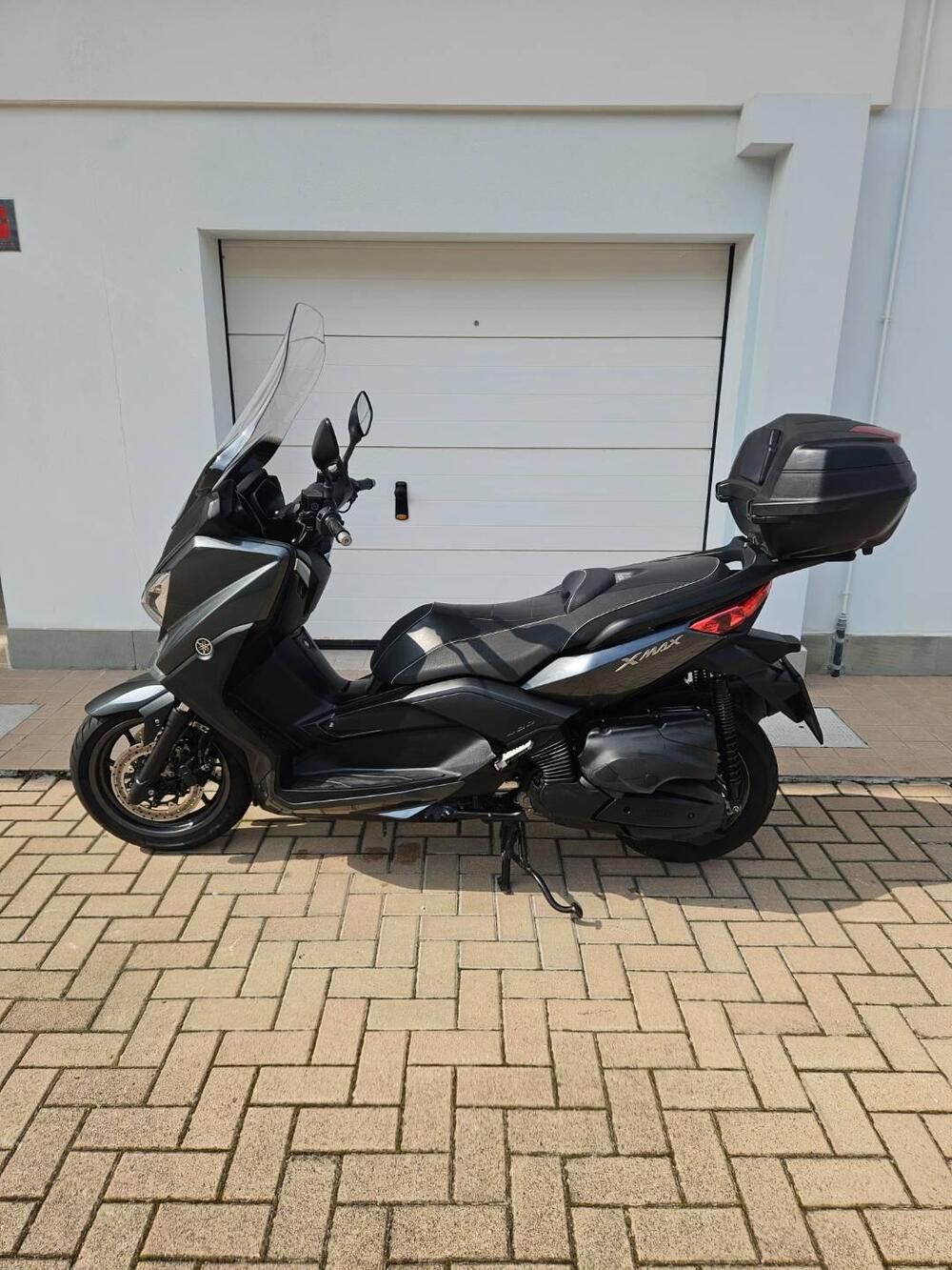 Yamaha X-Max 400 ABS (2013 - 16) (3)