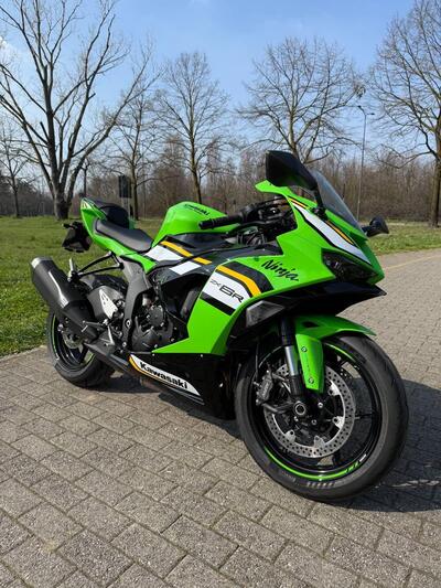 Kawasaki Ninja 636 ZX-6R (2024 - 26) usata