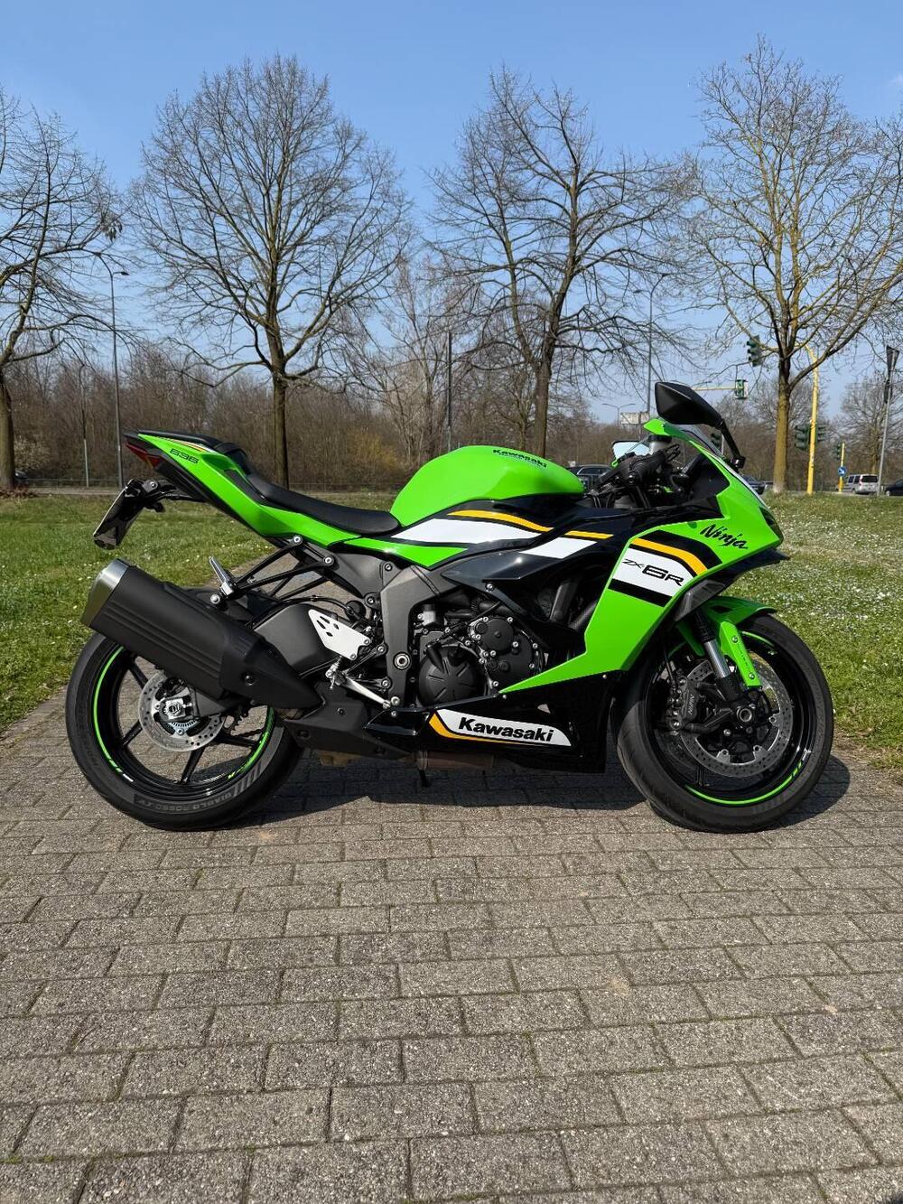 Kawasaki Ninja 636 ZX-6R (2024 - 26) (2)