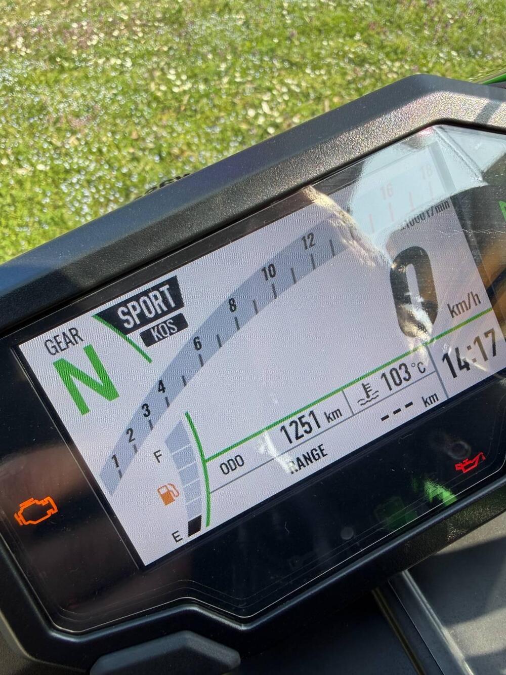 Kawasaki Ninja 636 ZX-6R (2024 - 26) (7)