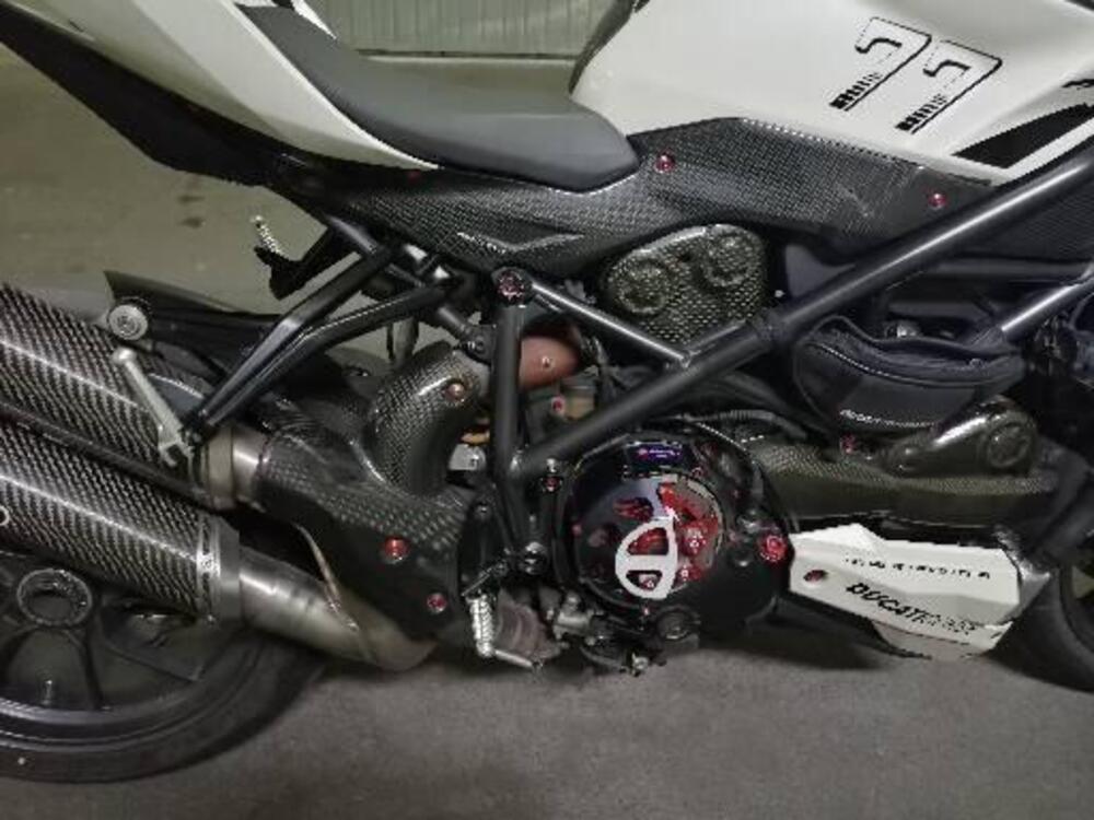Ducati Streetfighter (2009 - 12) (6)