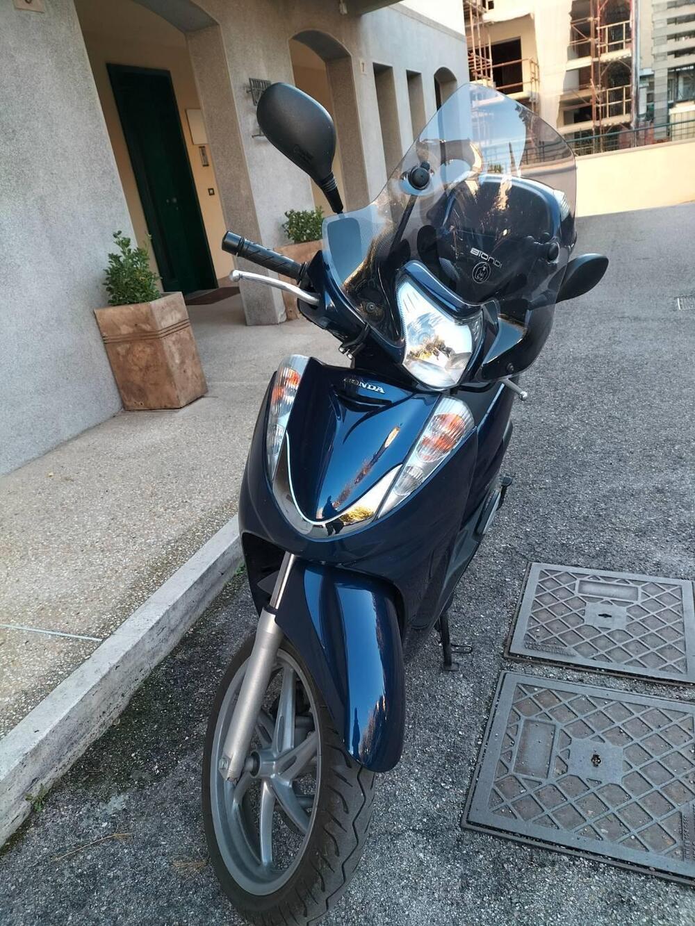 Honda SH 300 i (2011 - 14) (2)