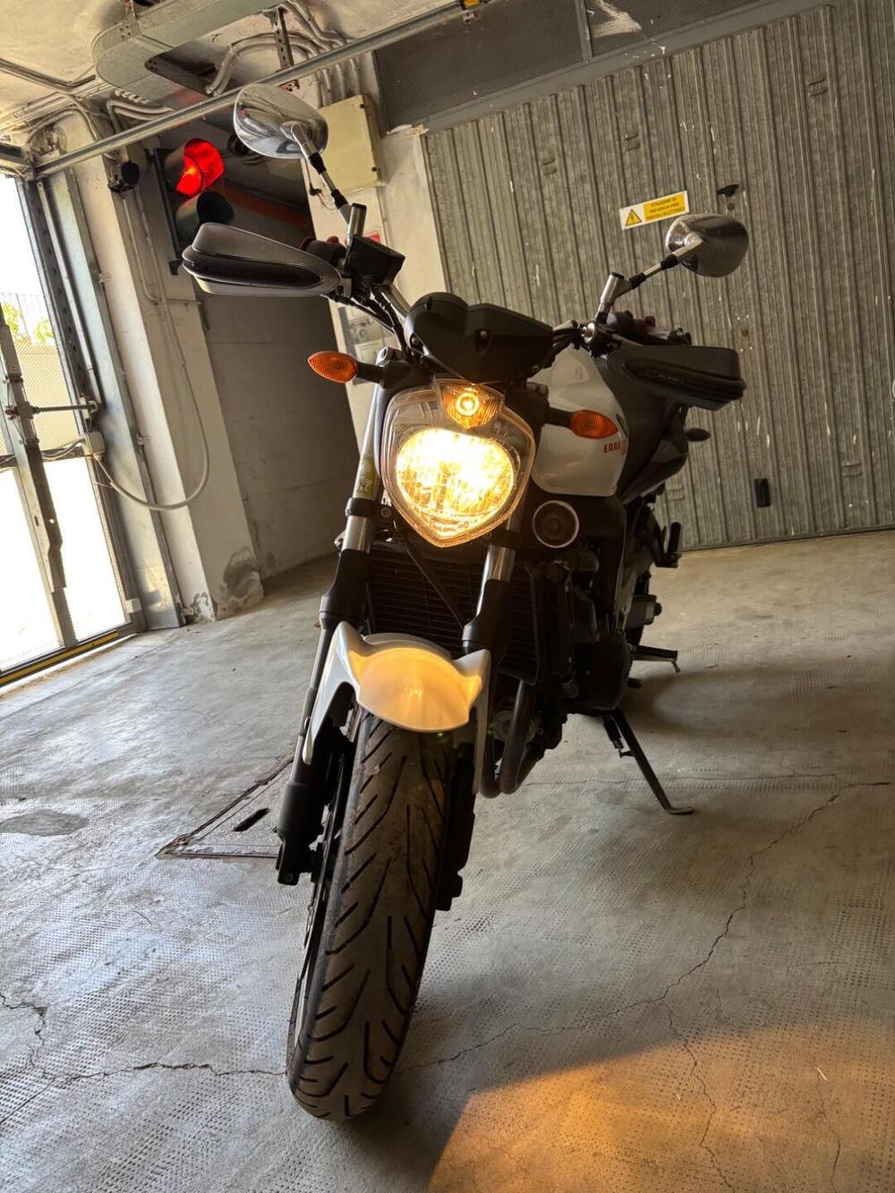 Yamaha FZ6 S2 (2007 - 11) (4)