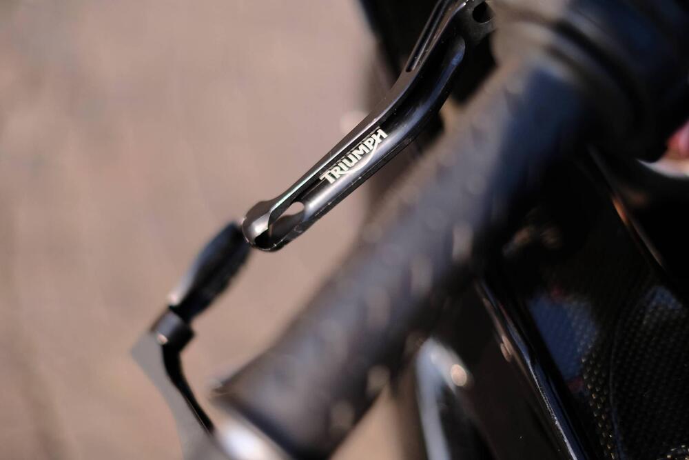 Triumph Daytona 675 R (2010 - 12) (7)