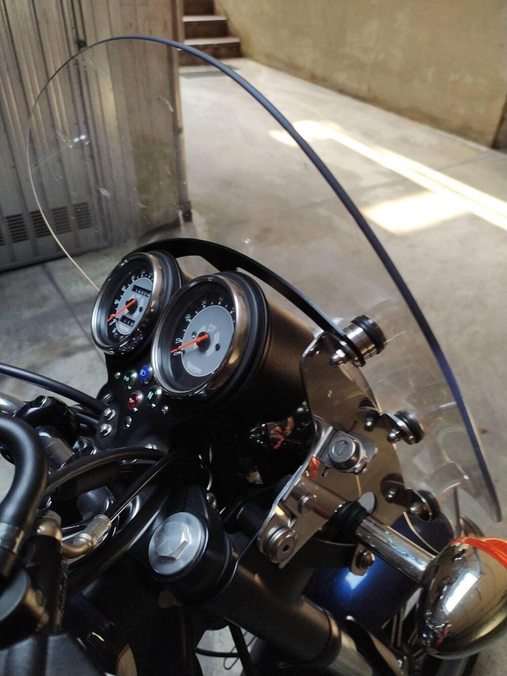 Triumph Bonneville SE (2009 - 13) (4)