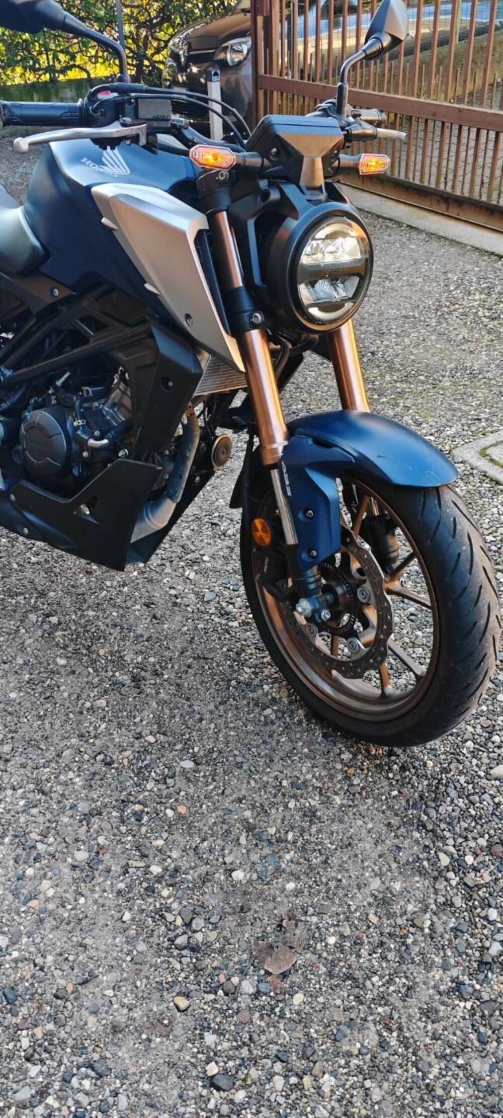 Honda CB 125 R (2021 - 23) (2)