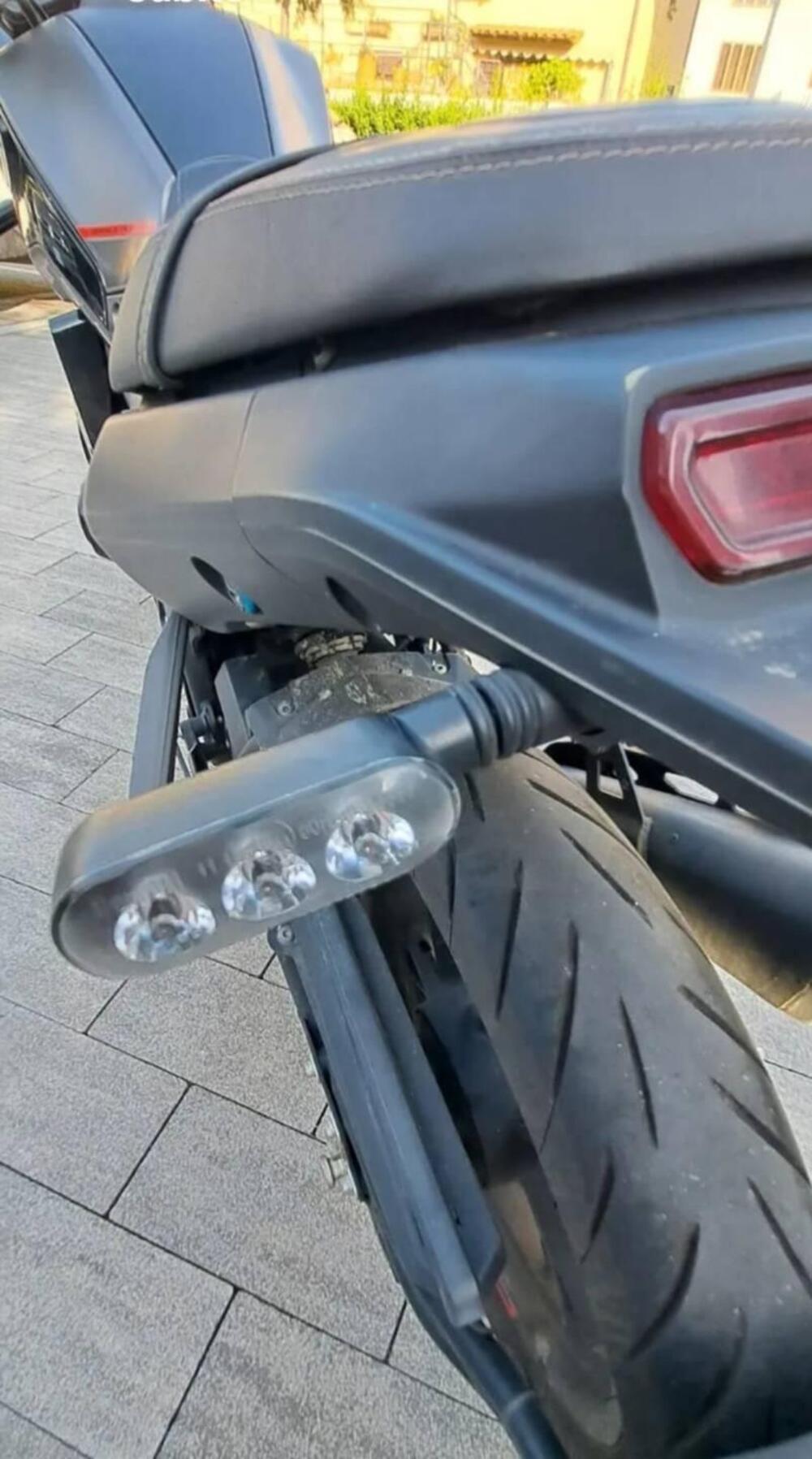 Benelli Leoncino 125 (2022 - 25) (7)