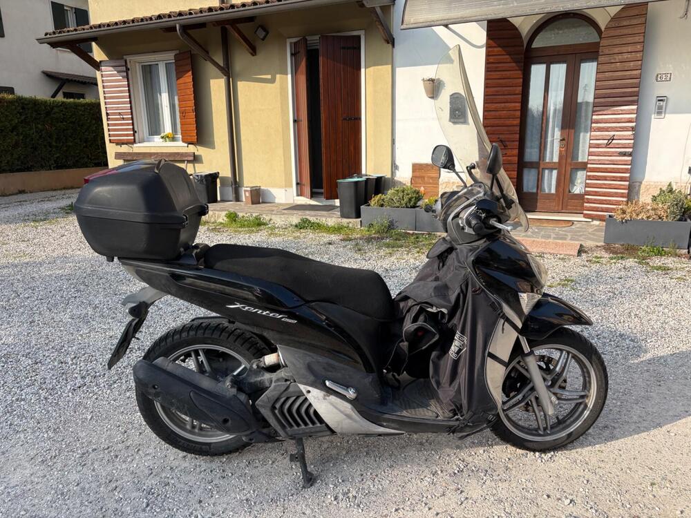 Yamaha Xenter 125 (2011 - 14) (2)