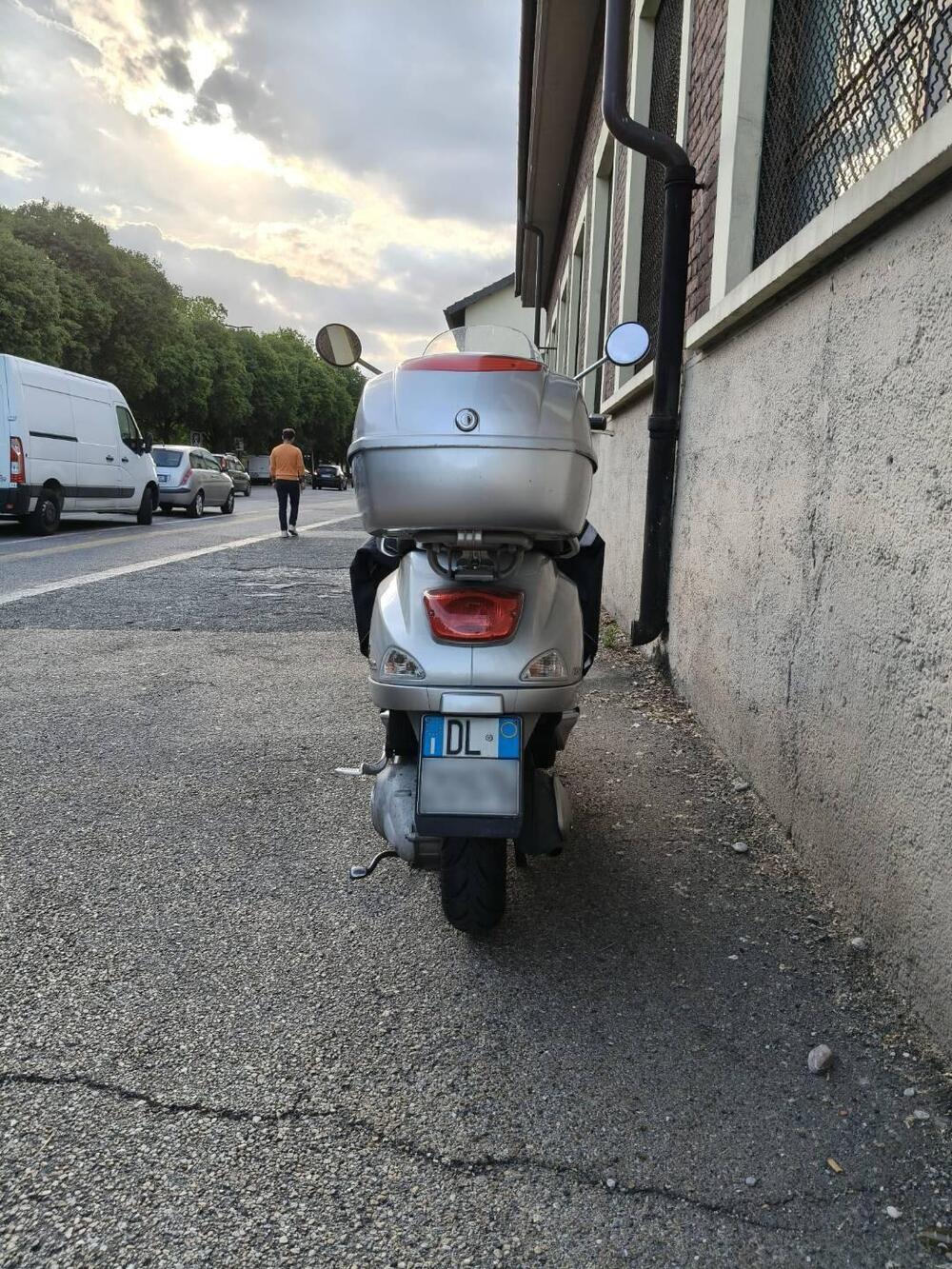 Vespa LX 150 (2005 - 11) (4)