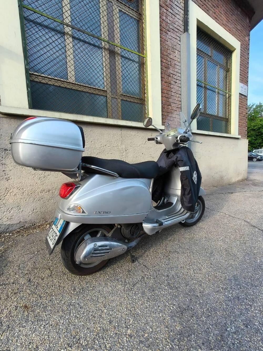 Vespa LX 150 (2005 - 11) (8)