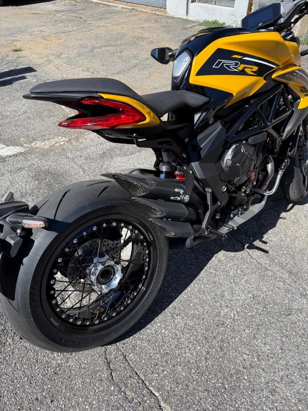 MV Agusta Dragster 800 RC SCS (2022 - 25) (11)