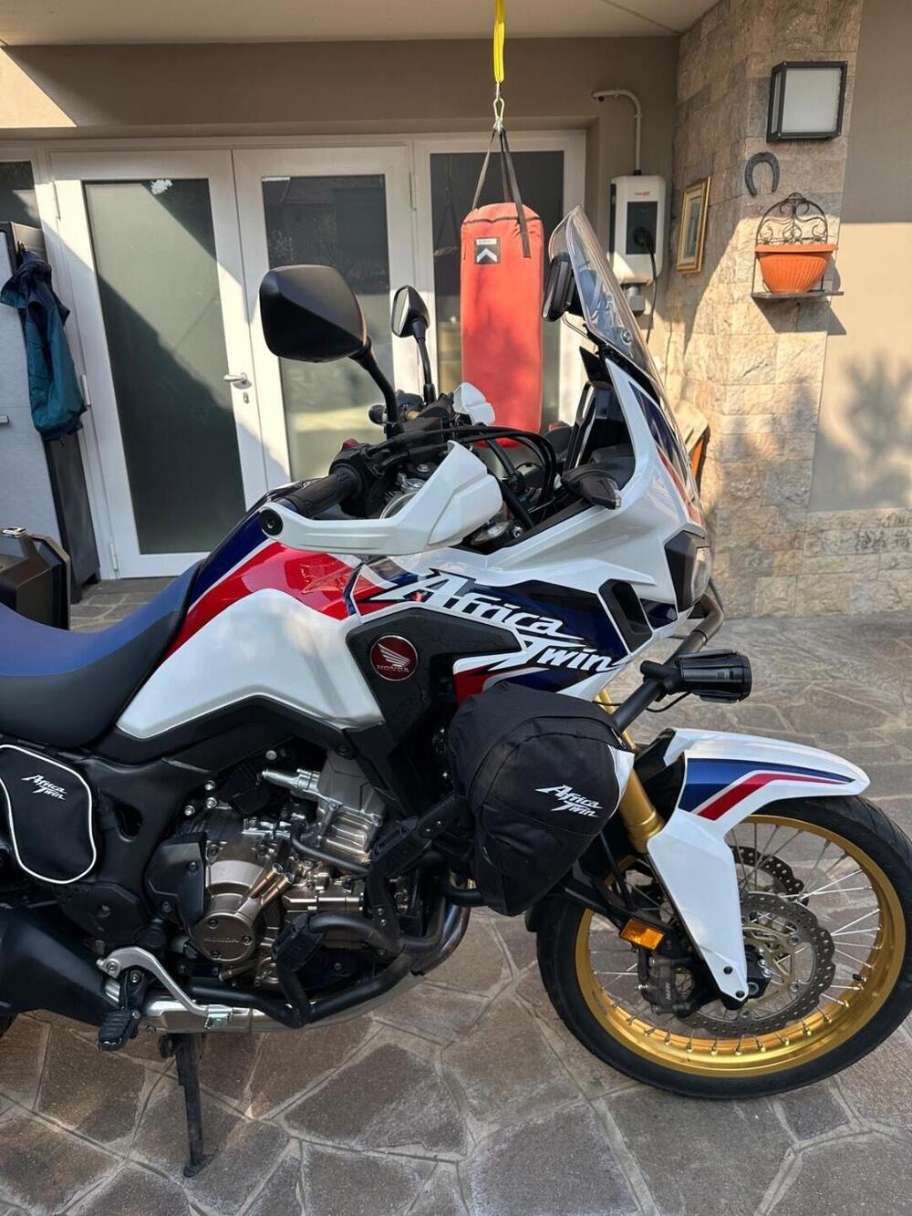 Honda Africa Twin CRF 1000L DCT ABS (2016 - 17) (8)