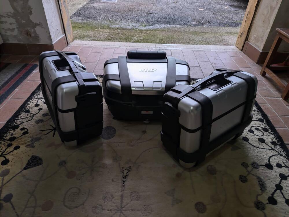 Suzuki V-Strom 1050XT (2020 - 23) (13)