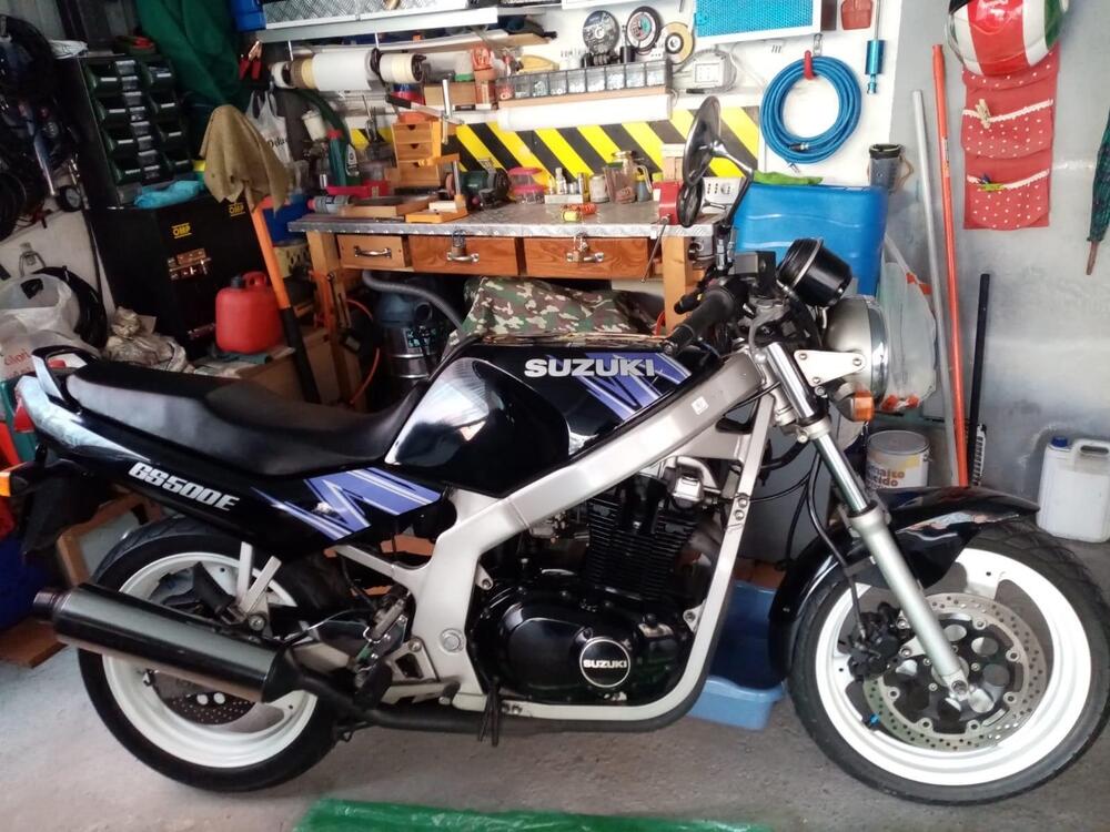 Suzuki GS 500 E (7)