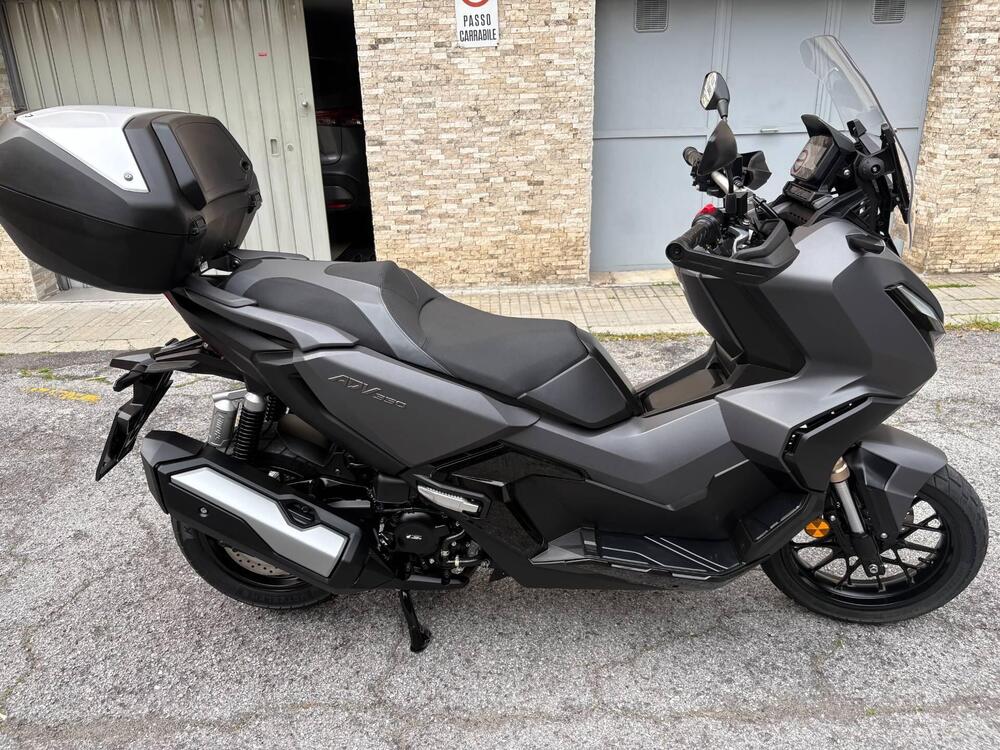 Honda ADV 350 (2022 - 24) (4)