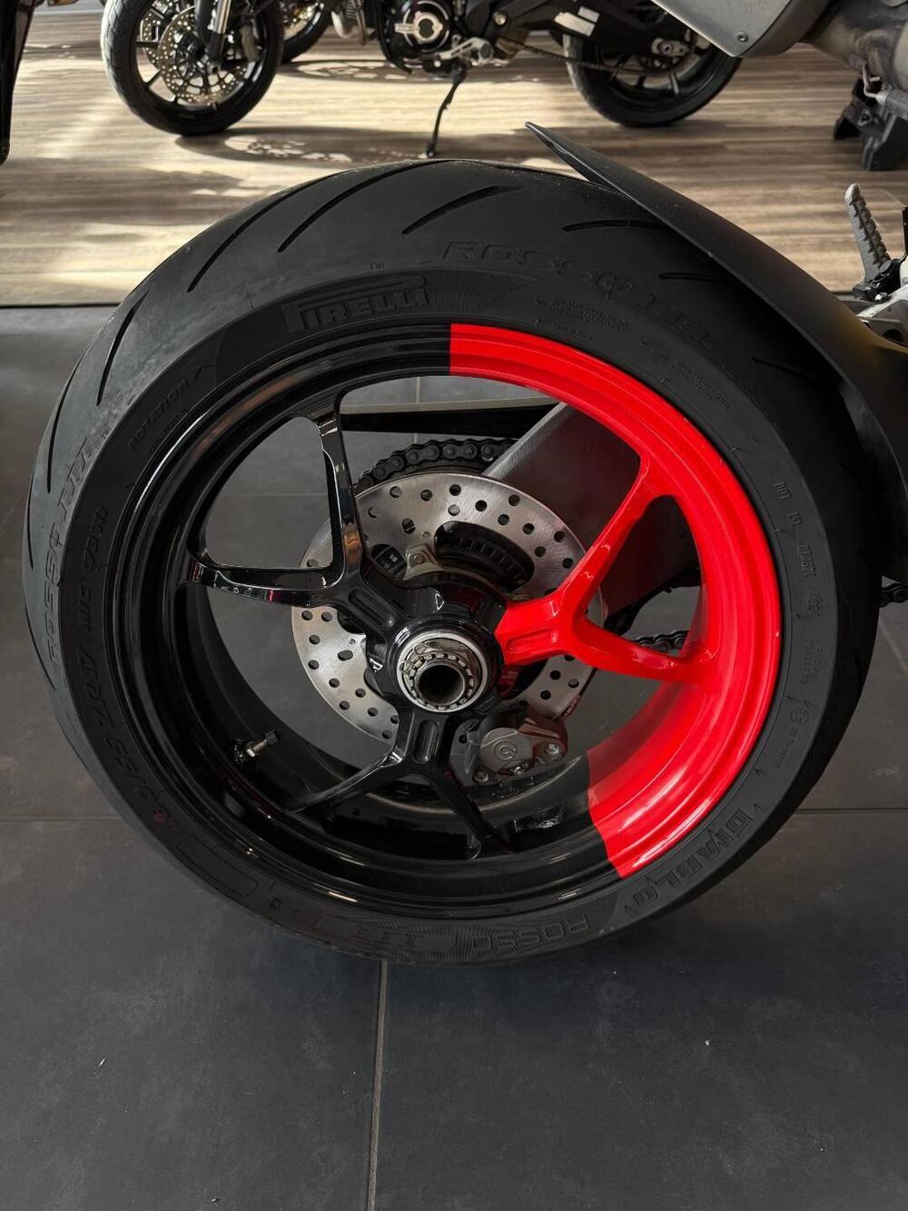 Ducati Hypermotard 950 RVE (2022 - 25) (11)