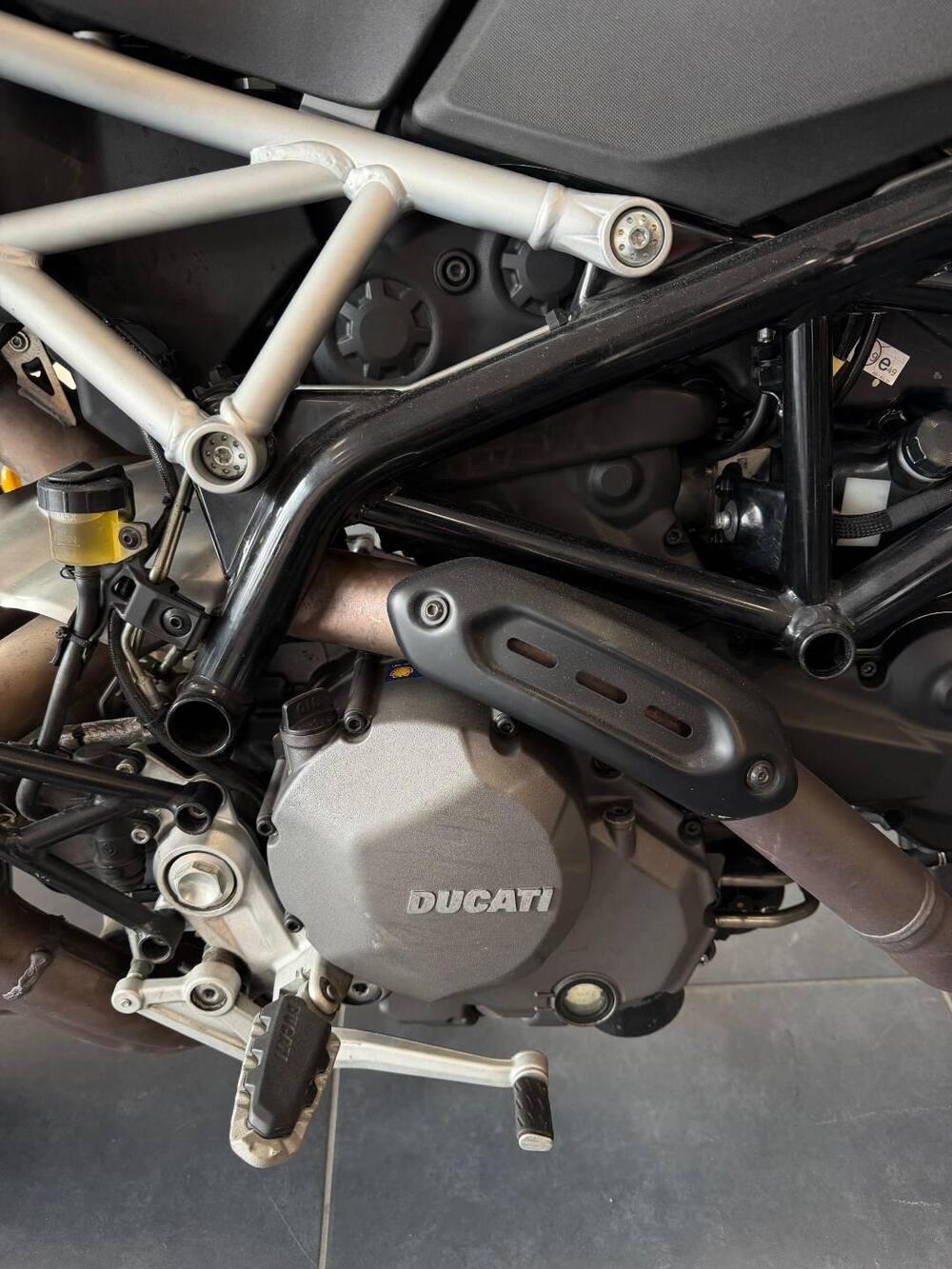Ducati Hypermotard 950 RVE (2022 - 25) (12)