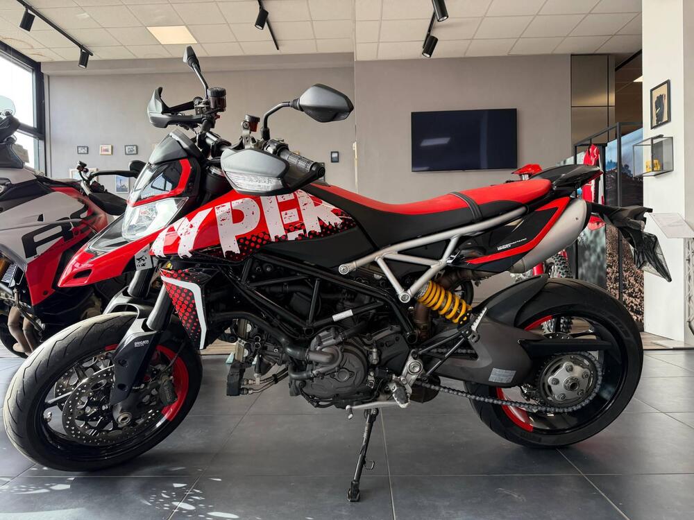 Ducati Hypermotard 950 RVE (2022 - 25) (2)