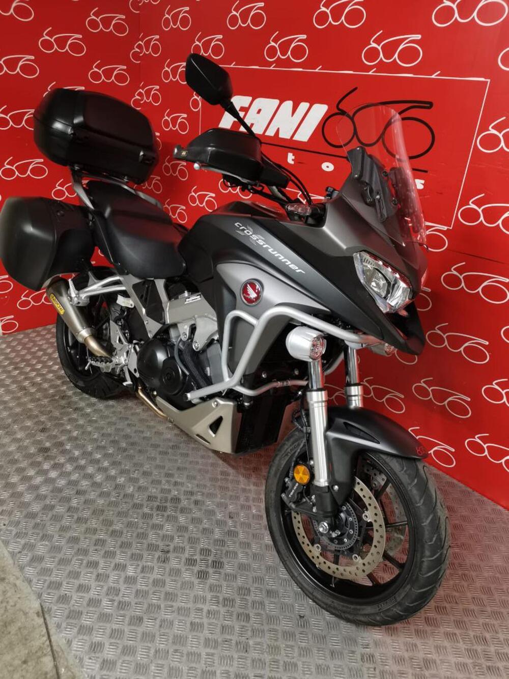 Honda Crossrunner (2017 - 20) (2)