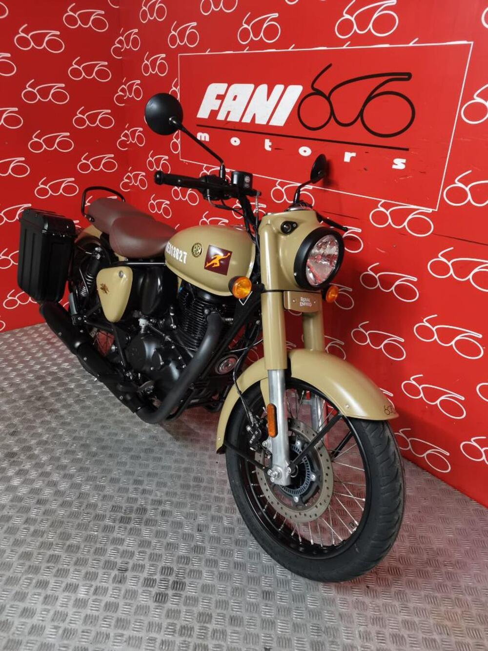 Royal Enfield Classic 350 (2021 - 26) (2)