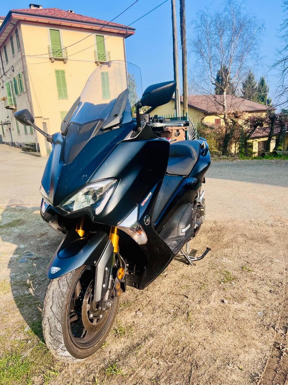 Yamaha T-Max 530 DX (2017 - 19) (2)