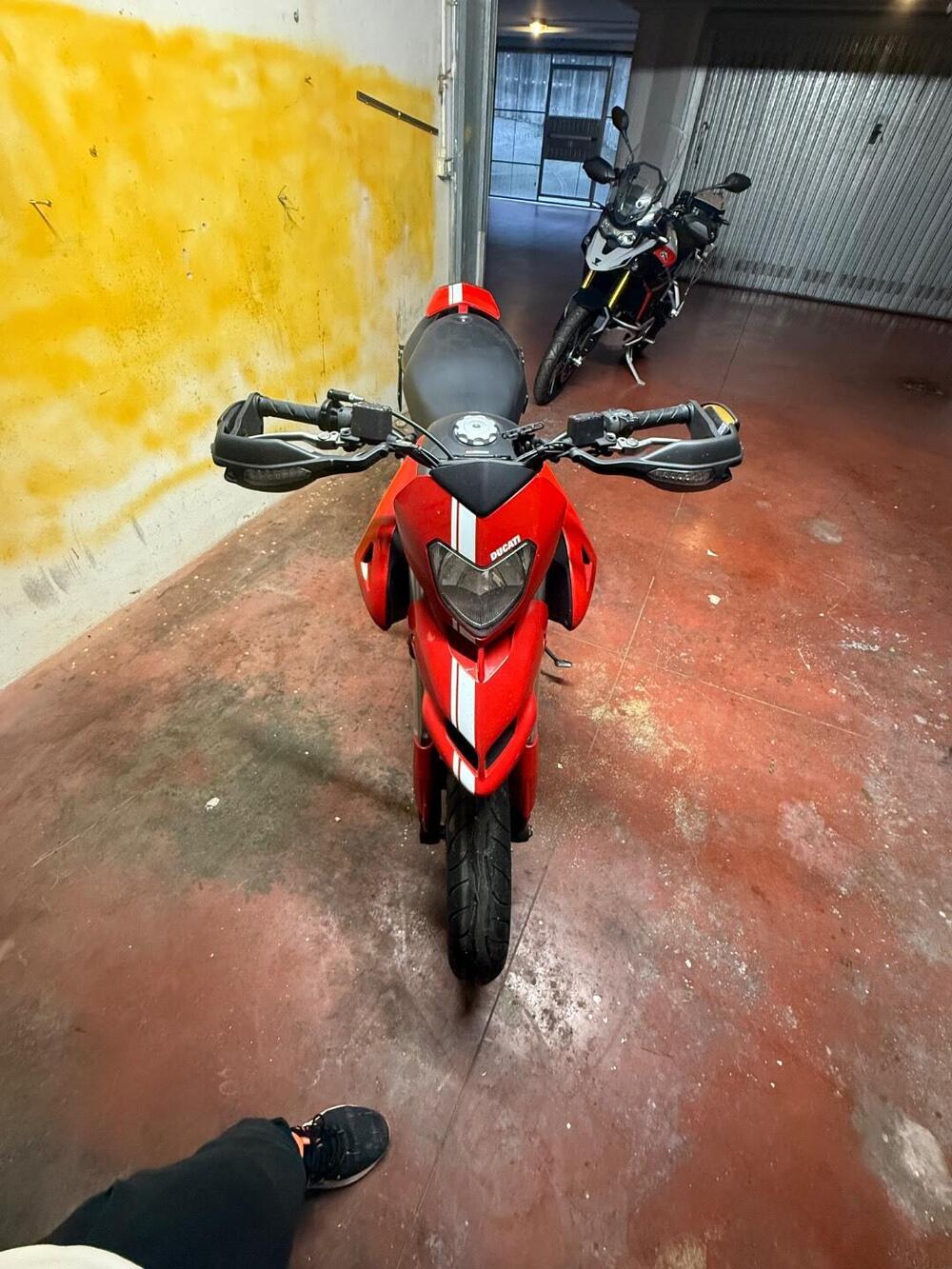 Ducati Hypermotard 796 (2012) (6)