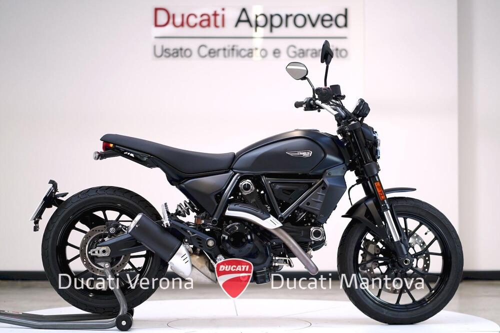 Ducati Scrambler 800 Icon Dark (2025 - 26)