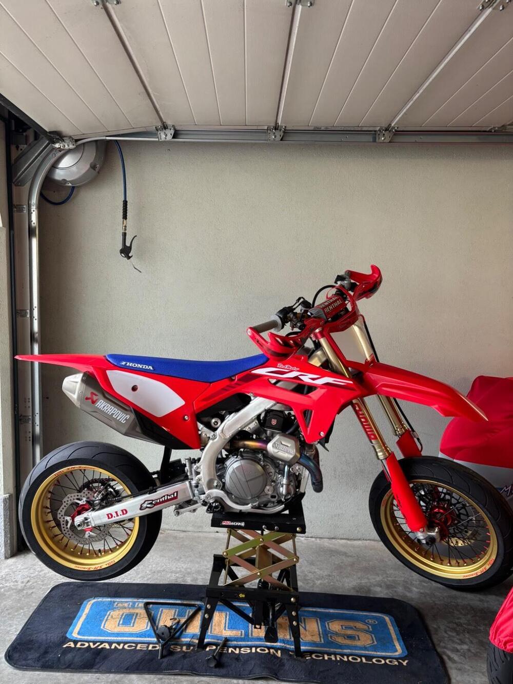 Honda CRF 450R (2024) (3)