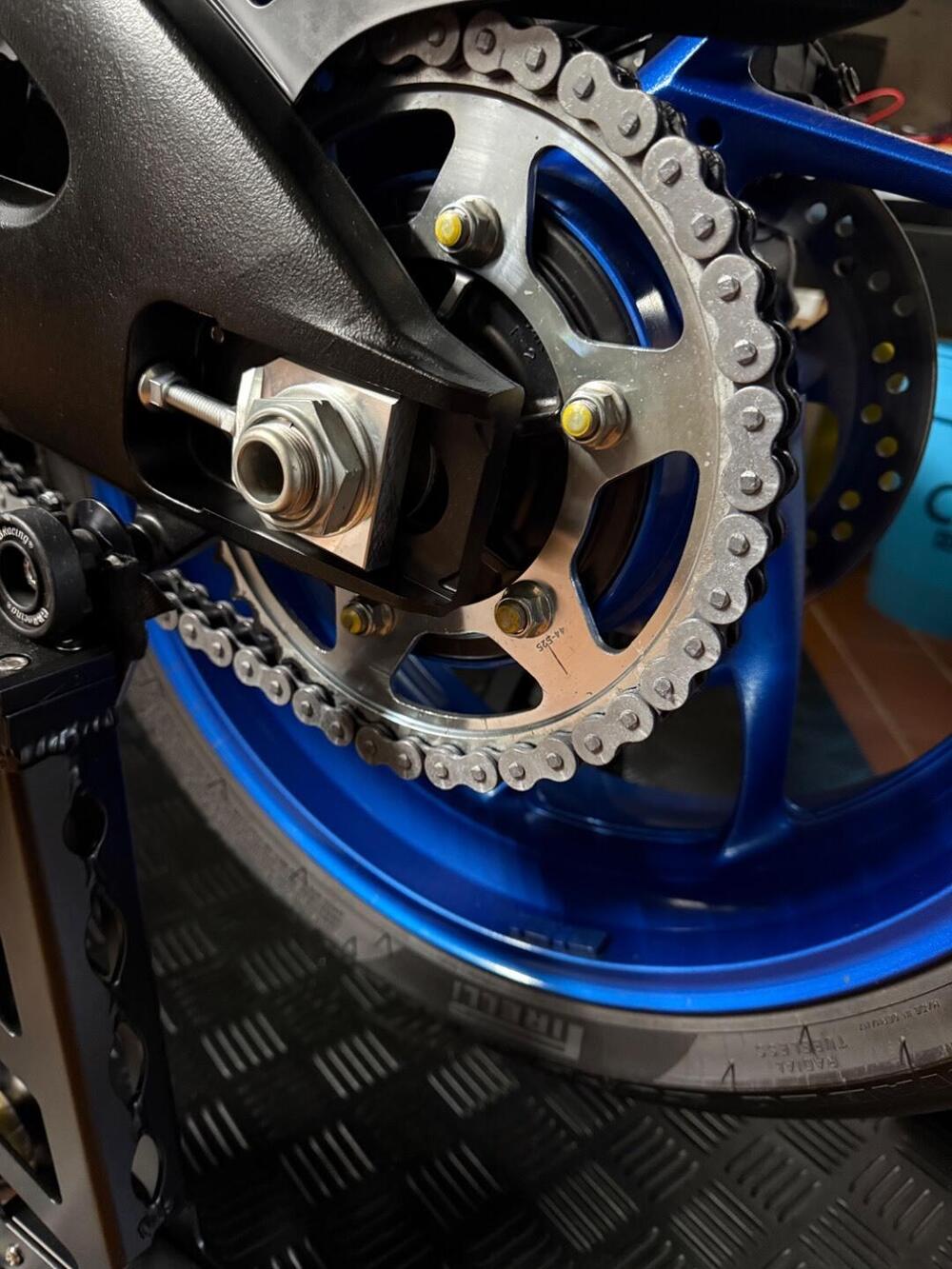 Suzuki GSX-S1000 (2021 - 25) (10)