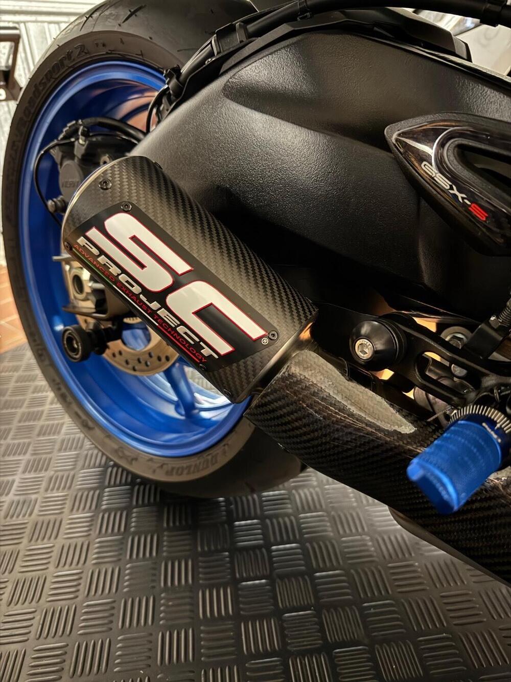 Suzuki GSX-S1000 (2021 - 25) (4)