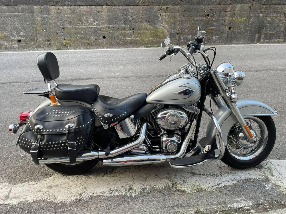 Harley-Davidson 1584 Heritage Classic (2008 - 10) - FLSTC