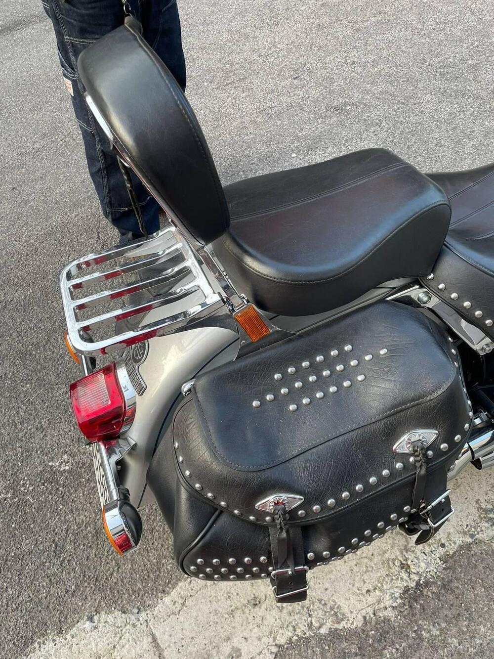 Harley-Davidson 1584 Heritage Classic (2008 - 10) - FLSTC (5)