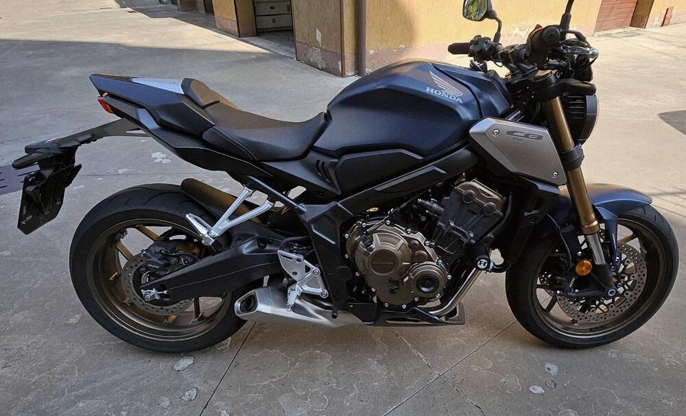 Honda CB 650 R (2021 - 23) (2)