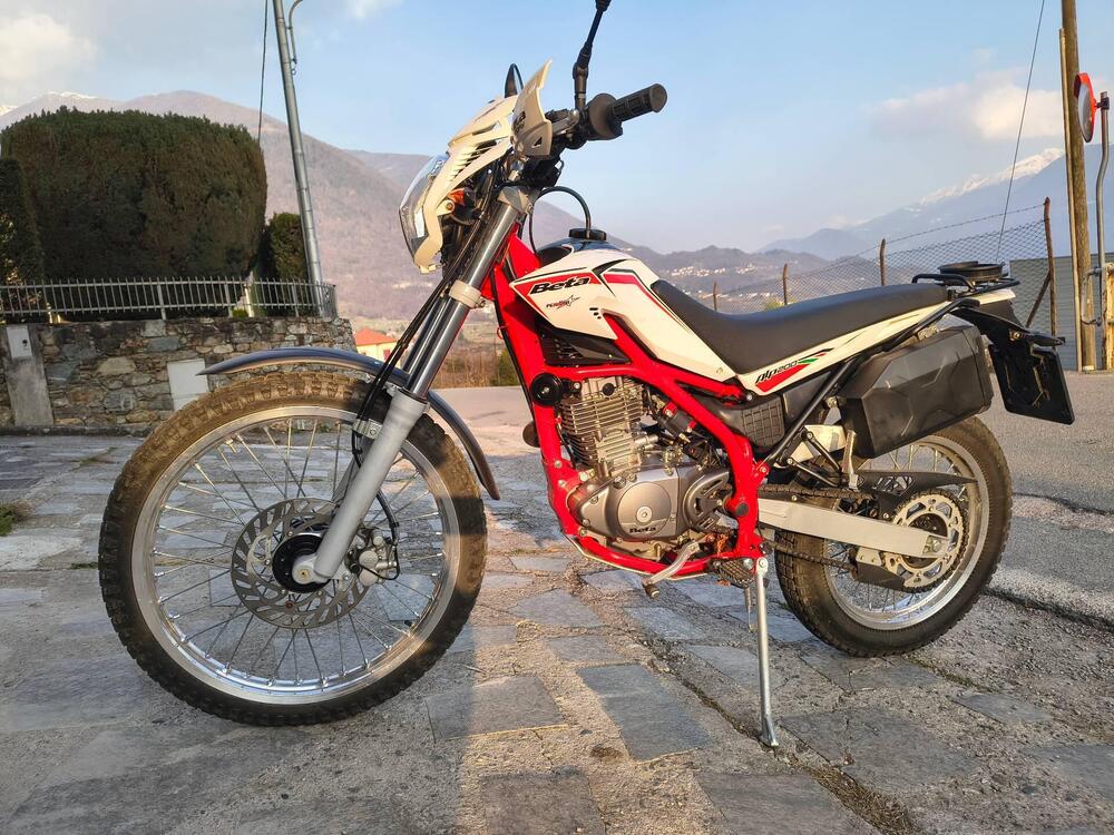 Betamotor Alp 200 (2021 - 25)