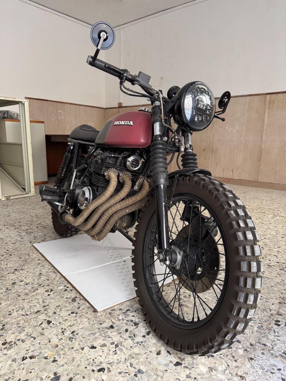 Honda CB 400 f super sport (10)