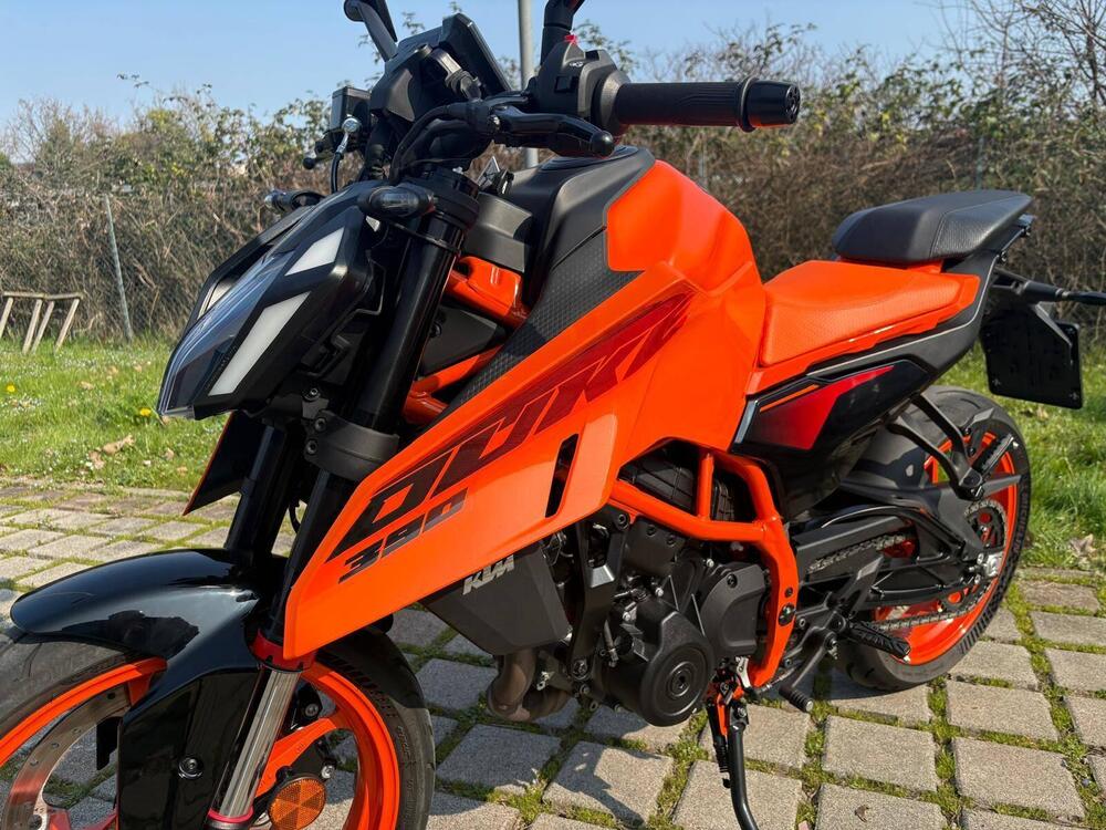 KTM 390 Duke (2024 - 25) (4)