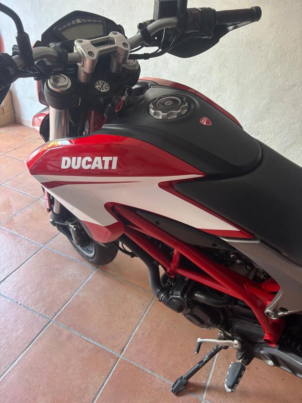 Ducati Hypermotard 821 (2013 - 15) (5)
